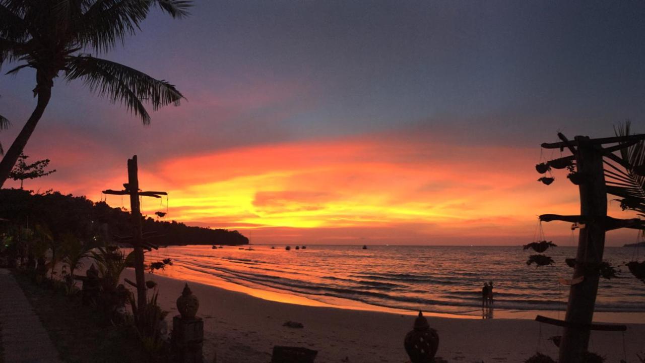 Andaman Bangtao Bay Resort Pantai Bang Tao Bagian luar foto